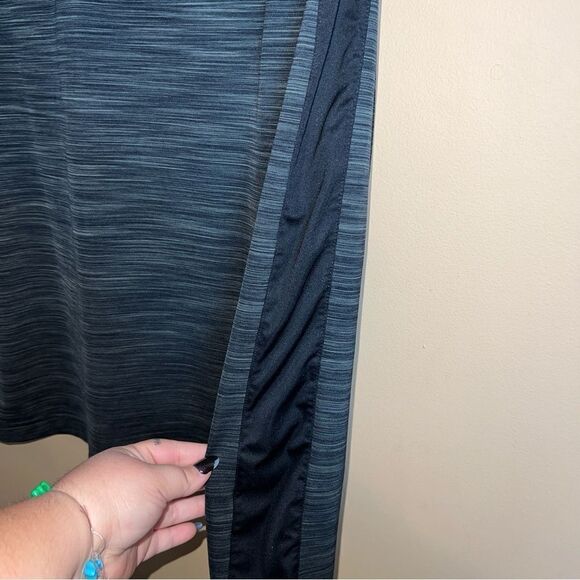 Adidas Men’s Grey and Black Space Dye Crazy Ghost Active Pullover Size Large - Picture 6 of 7